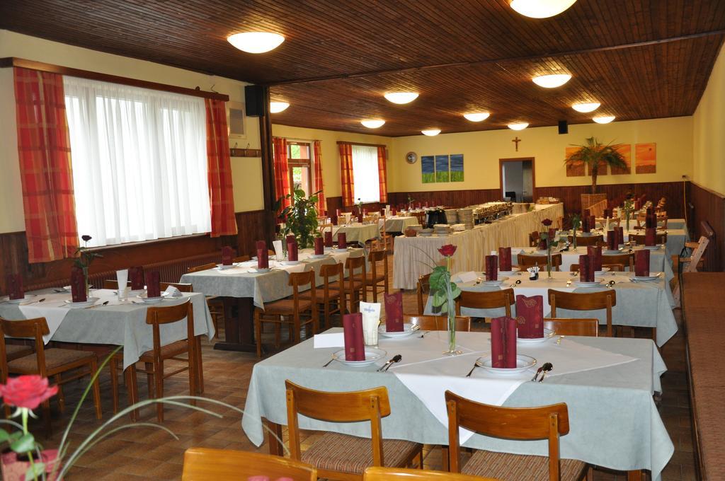 Gasthof Zur Linde Sankt Andrä bei Frauenkirchen Eksteriør billede